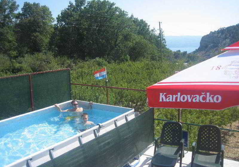 ホテル Apartmani Seljacka Kuca