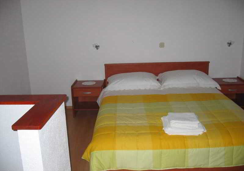 ホテル Apartmani Seljacka Kuca