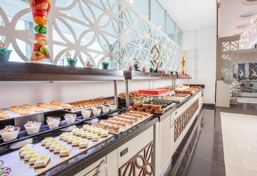 فندق Aria Claros Beach & Spa Resort – All Inclusive