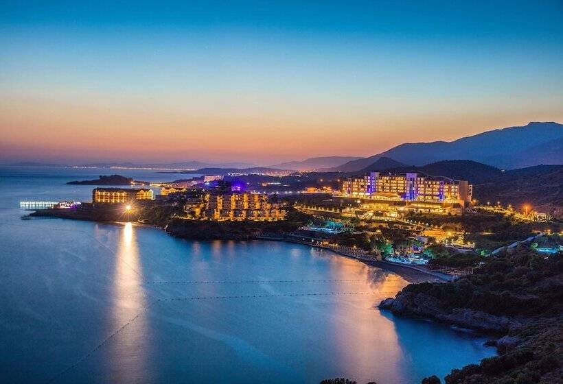 فندق Aria Claros Beach & Spa Resort – All Inclusive