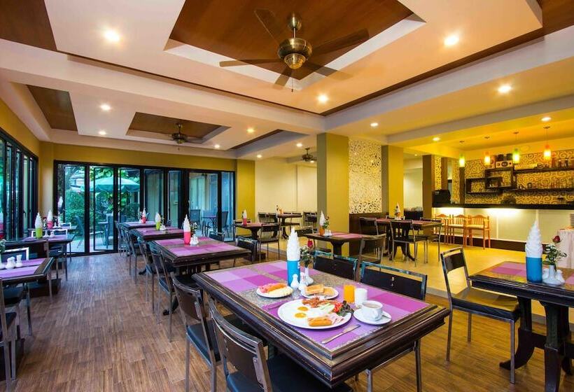 酒店 Baan Karon Resort