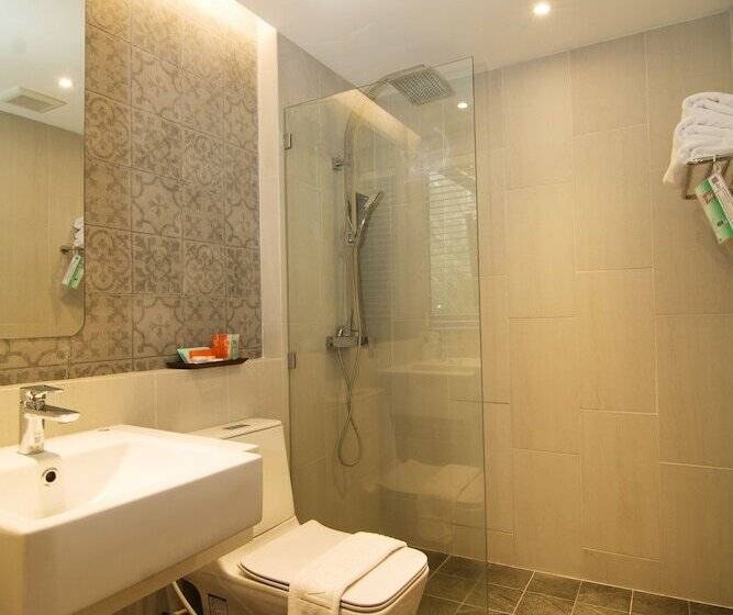 酒店 Baan Karon Resort