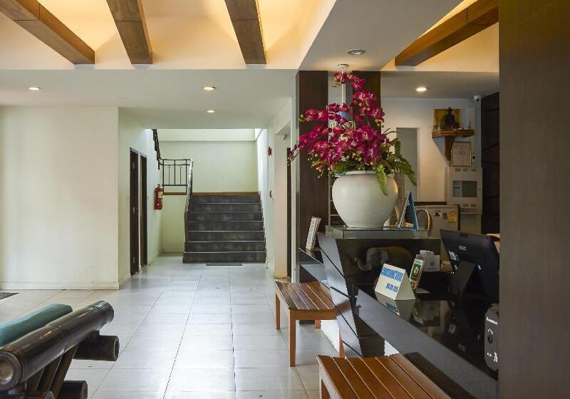 酒店 Baan Karon Resort