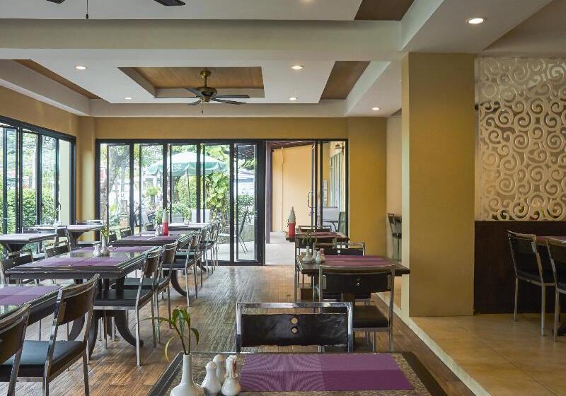 酒店 Baan Karon Resort