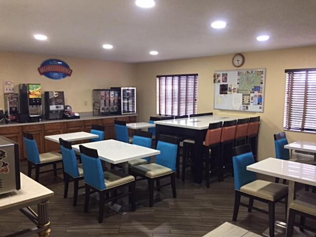 فندق Baymont By Wyndham Louisville South I 65