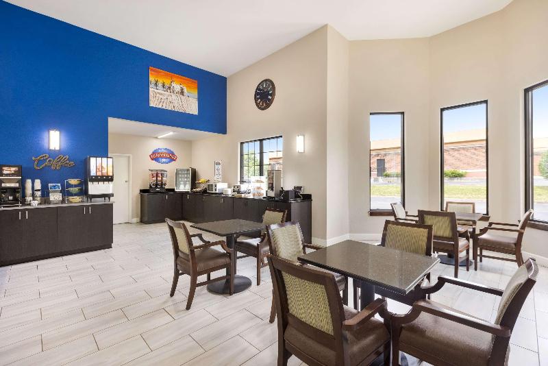 Отель Baymont By Wyndham Winchester