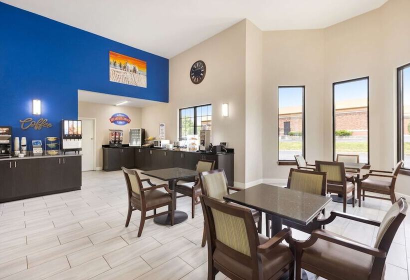 Отель Baymont By Wyndham Winchester