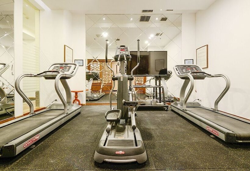 Bayshore Hotel Dalian