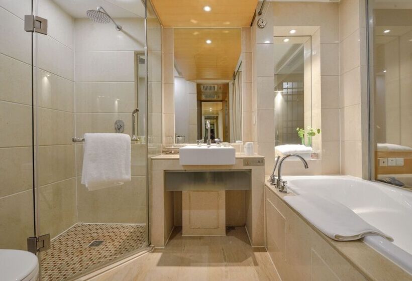 Bayshore Hotel Dalian