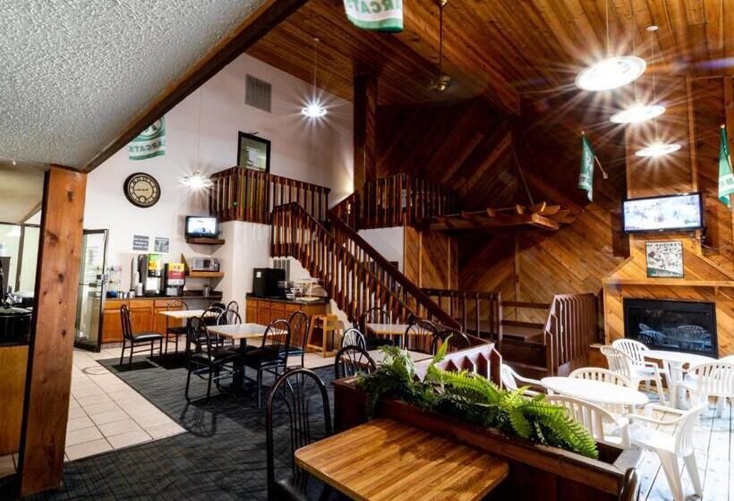 فندق Bearcat Inn And Suites