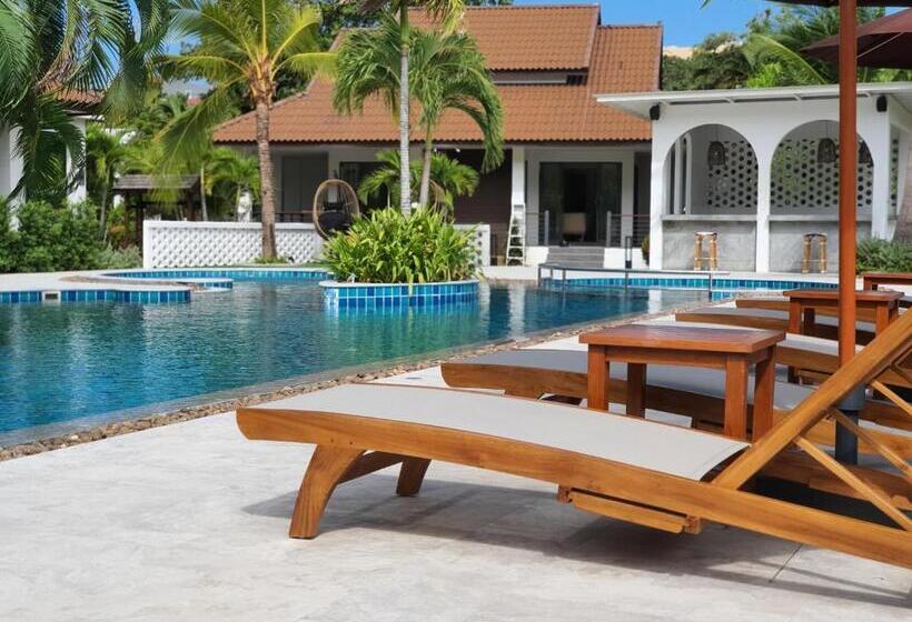 בית מלון כפרי Blu Pine Villa & Pool Access