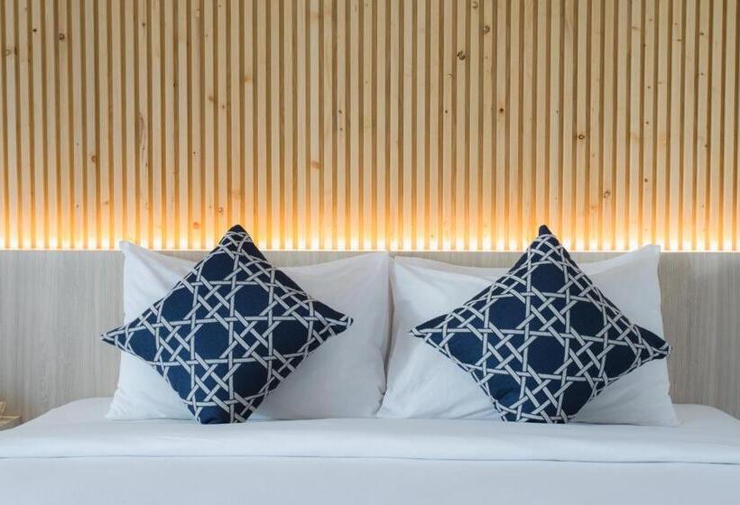 בית מלון כפרי Blu Pine Villa & Pool Access