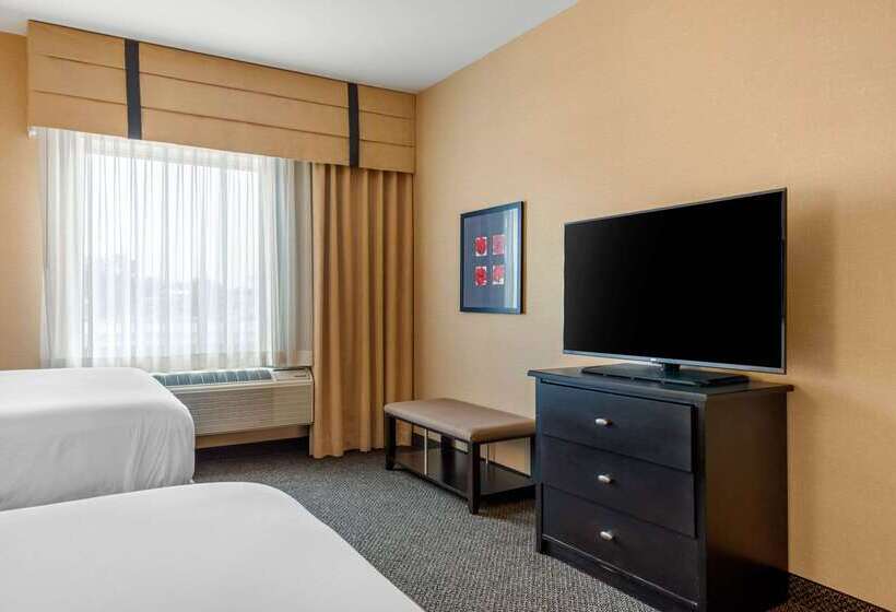 Cambria Hotel Akron   Canton Airport