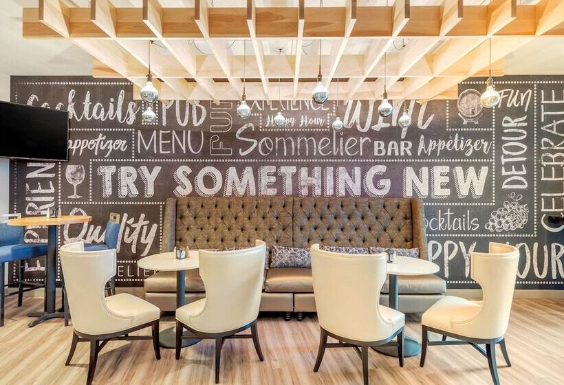 Cambria Hotel Akron   Canton Airport