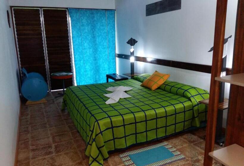 Hotel Celeste Mountain Lodge