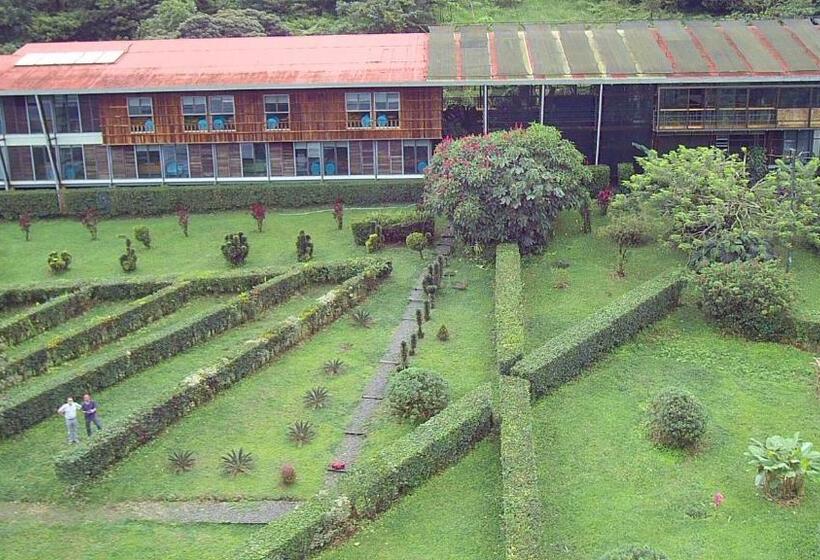 Hotel Celeste Mountain Lodge