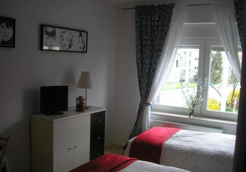 בית מלון כפרי Celic Art Apartments