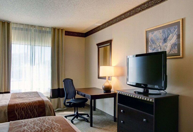 בית מלון כפרי Comfort Inn & Suites