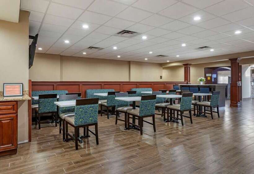 فندق Comfort Suites Auburn Hills Detroit