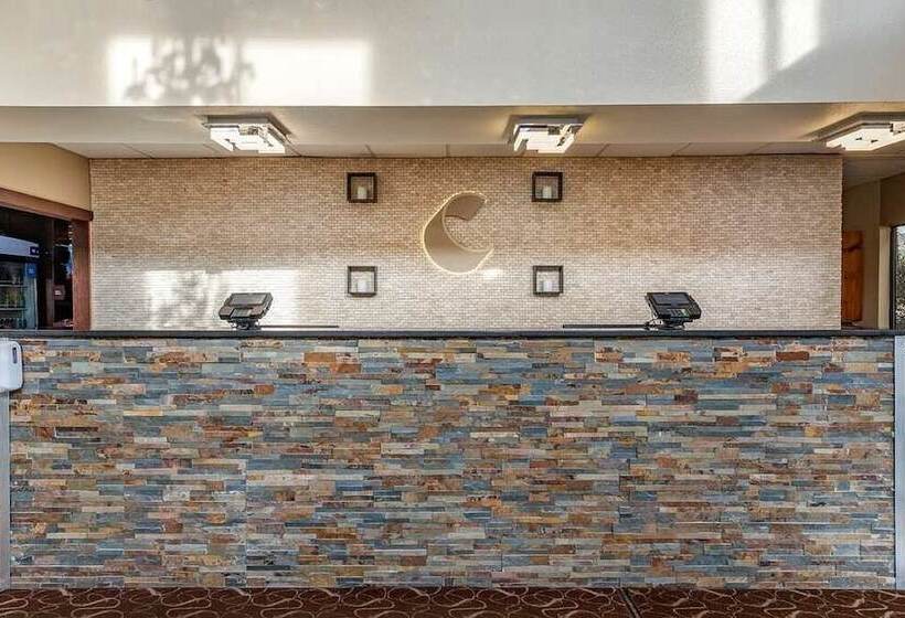 فندق Comfort Suites Auburn Hills Detroit