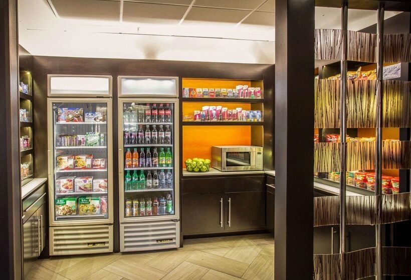 ホテル Comfort Suites Columbia At Harbison