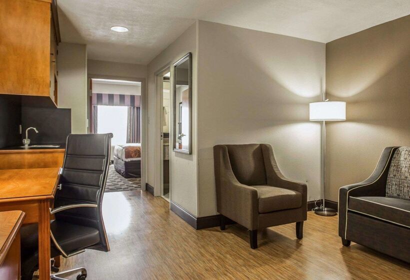 ホテル Comfort Suites Columbia At Harbison