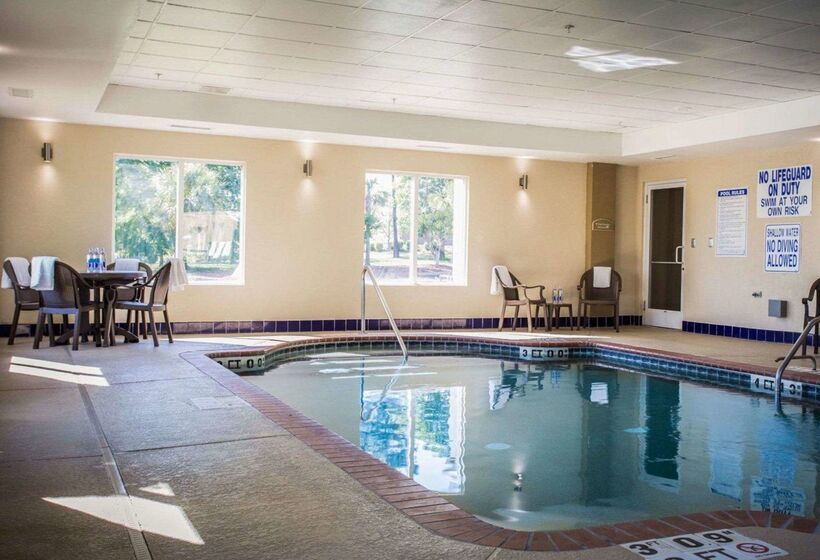 ホテル Comfort Suites Columbia At Harbison