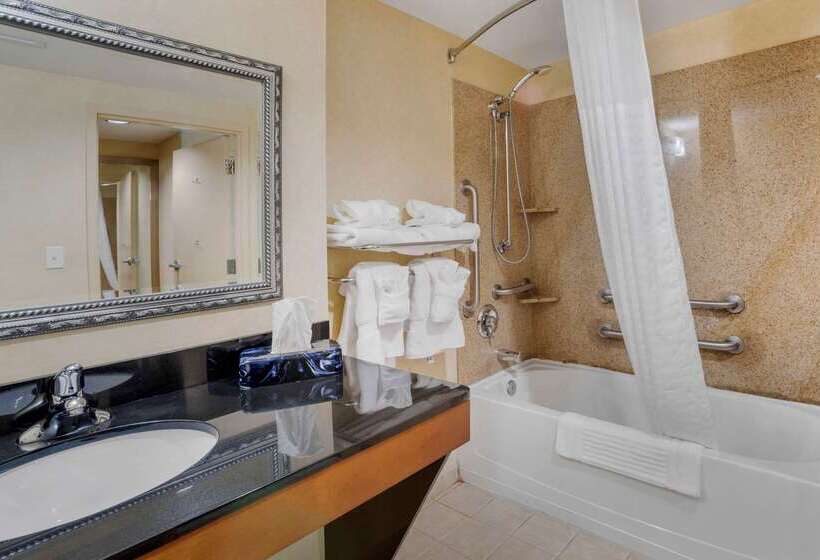 호텔 Comfort Suites Fredericksburg North