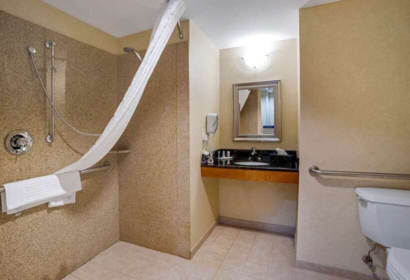 호텔 Comfort Suites Fredericksburg North