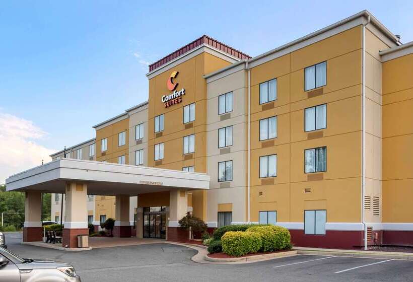 Отель Comfort Suites Fredericksburg North