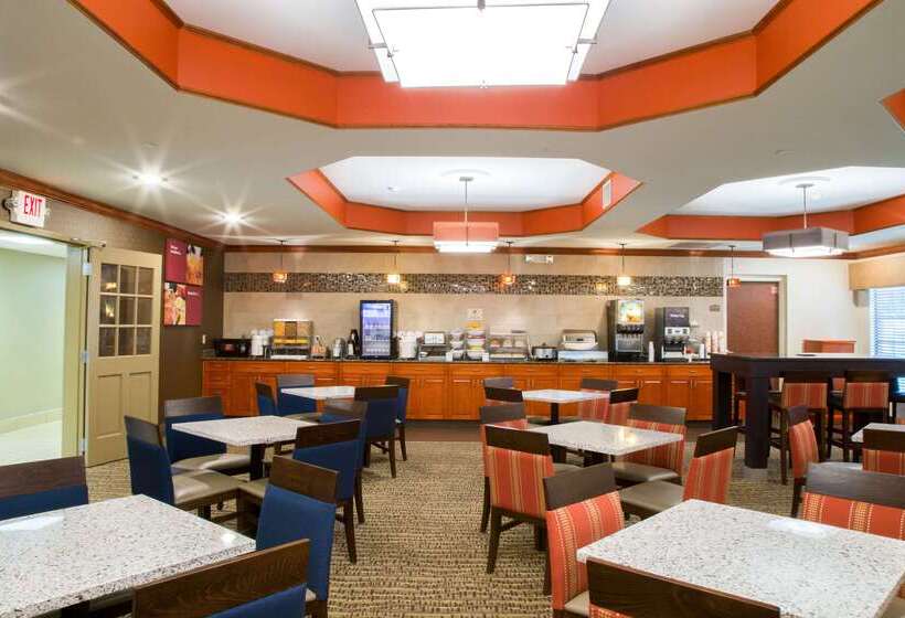 Отель Comfort Suites Grand Rapids South