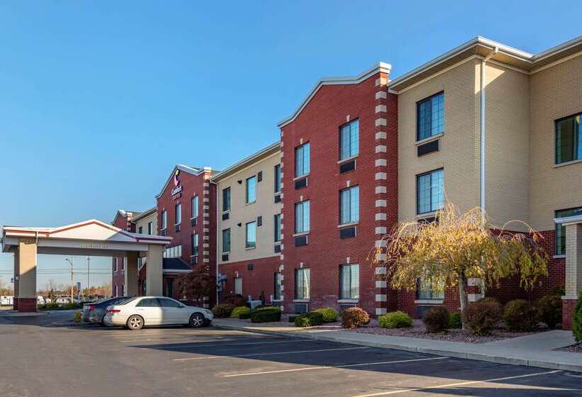 Отель Comfort Suites Grand Rapids South