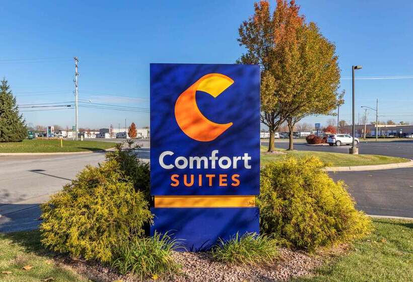 Отель Comfort Suites Grand Rapids South