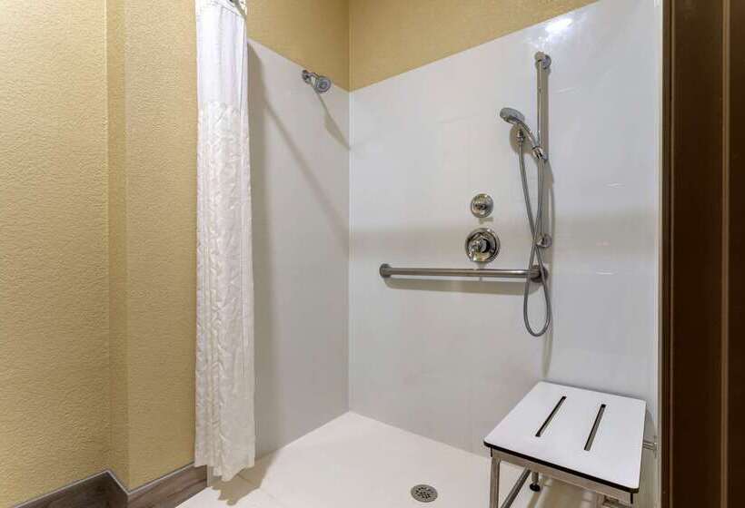 ホテル Comfort Suites Kingwood Houston North