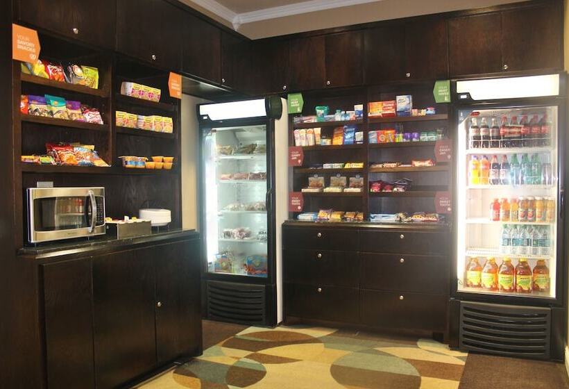 ホテル Comfort Suites Kingwood Houston North