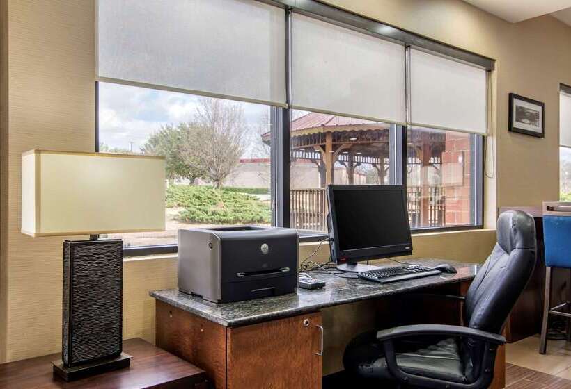 酒店 Comfort Suites