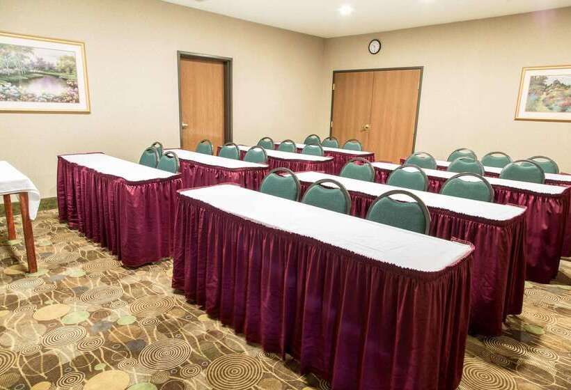 בית מלון כפרי Comfort Suites Fort Worth North Fossil Creek