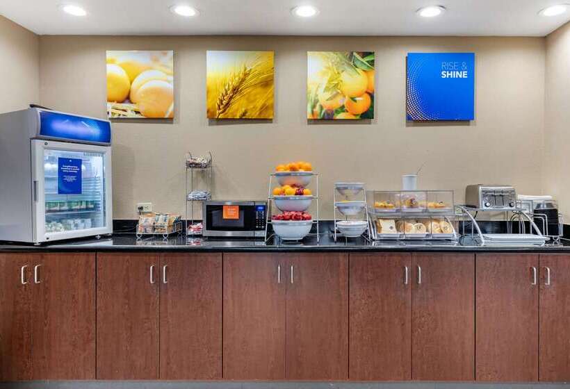 בית מלון כפרי Comfort Suites Pelham Hoover I 65