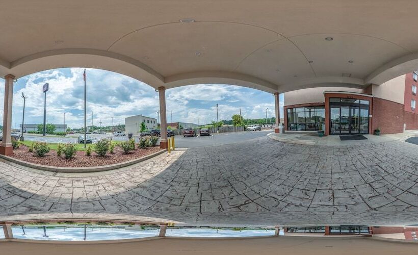 בית מלון כפרי Comfort Suites Pelham Hoover I 65