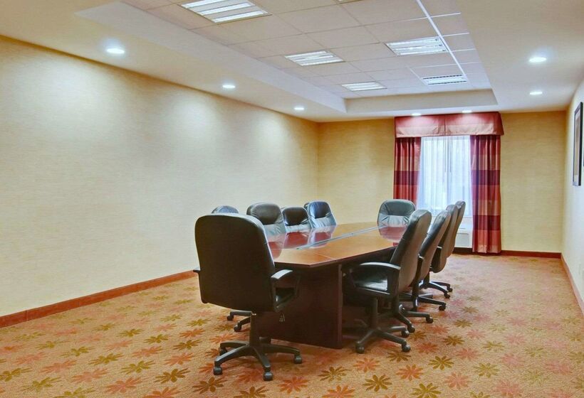 فندق Comfort Suites Salemroanoke I81