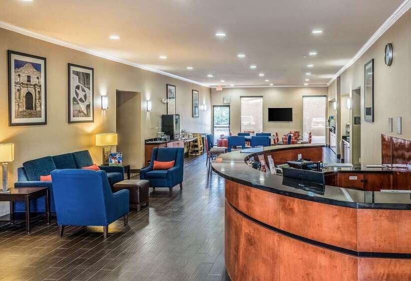 בית מלון כפרי Comfort Suites Near Texas State University