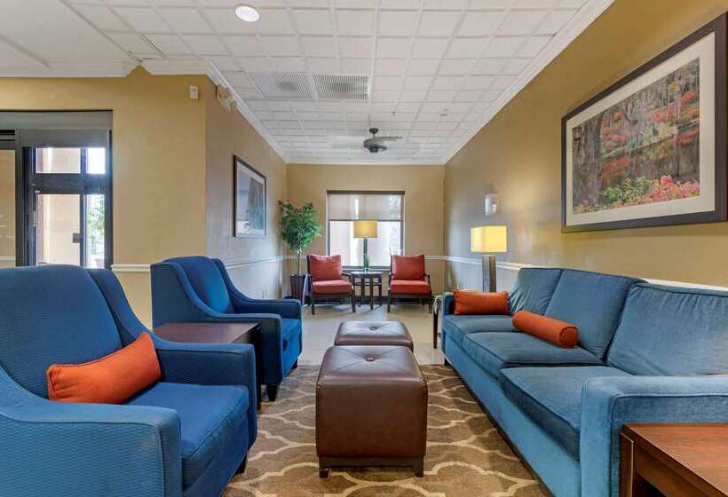 فندق Comfort Suites Savannah North