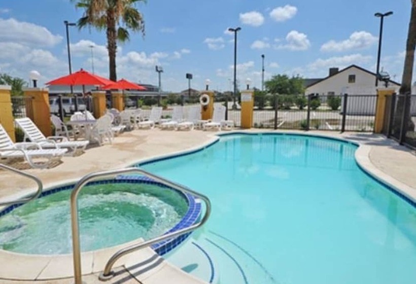 فندق Comfort Suites Shenandoahthe Woodlands