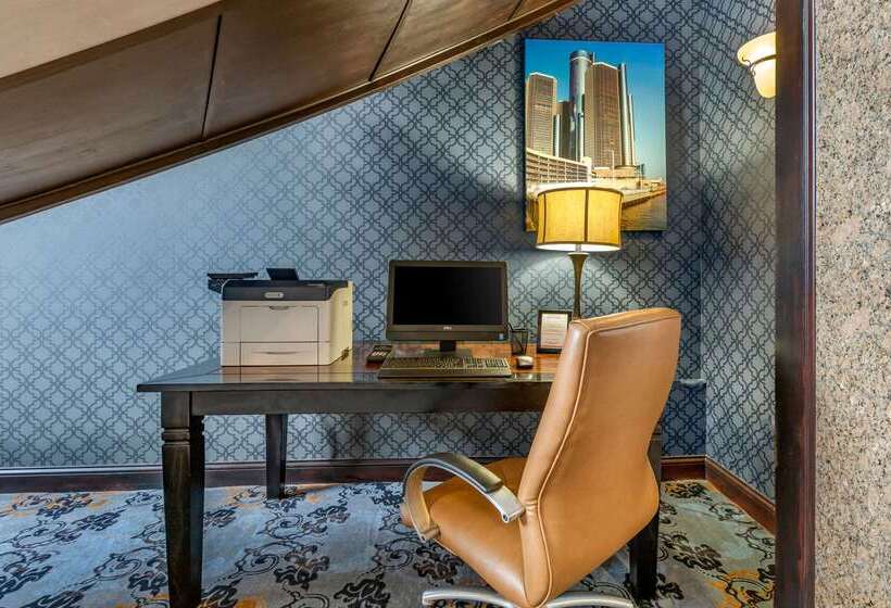 فندق Comfort Suites Southgate Detroit