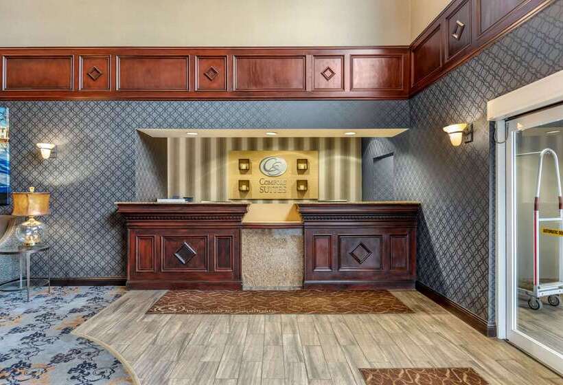 فندق Comfort Suites Southgate Detroit