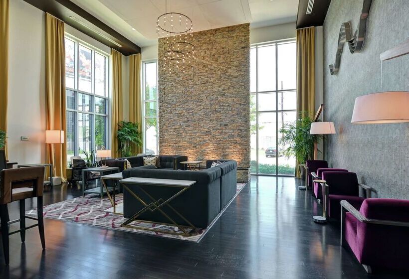 Doubletree By Hilton Hotel Baton Rouge