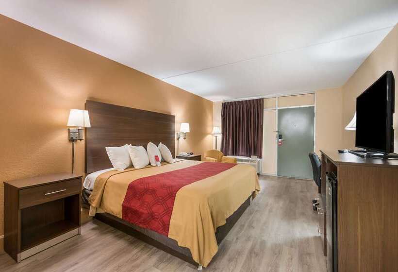 فندق Econo Lodge