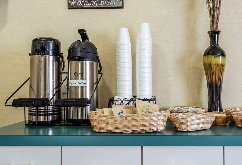 فندق Econo Lodge