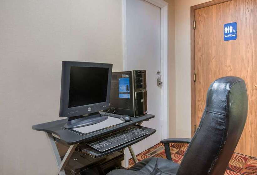 فندق Econo Lodge