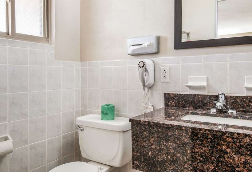 فندق Econo Lodge